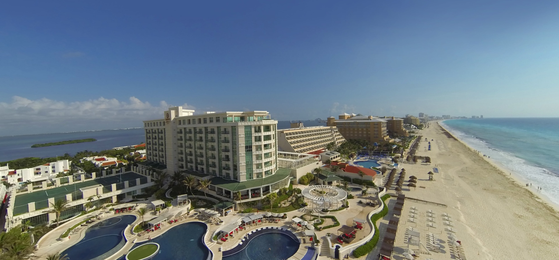 Background Sandos Cancun faq sandos Cancun Aerial
