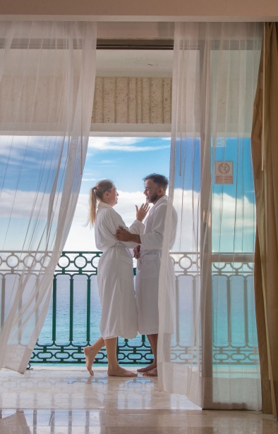 Booking questions Sandos Cancun