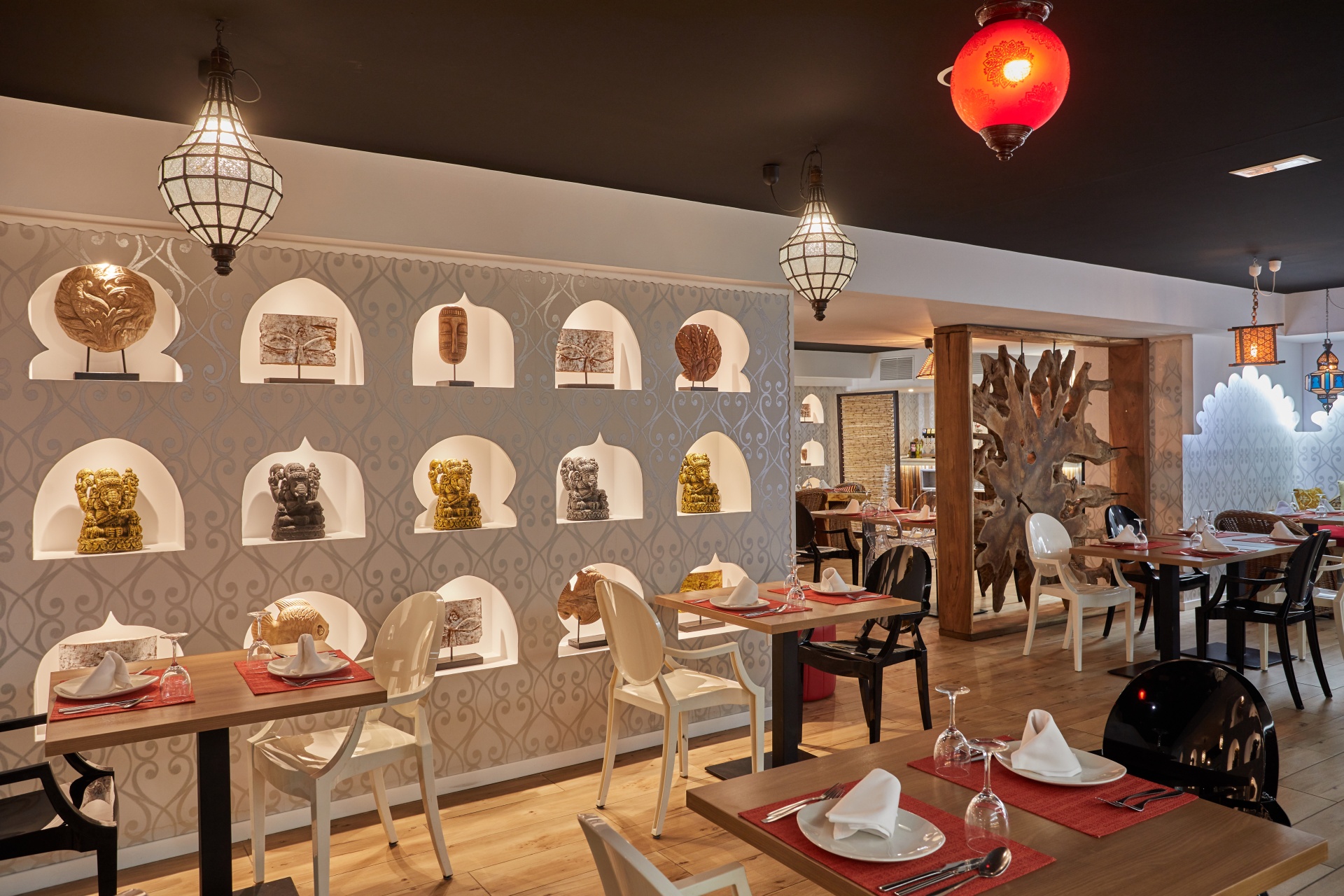 KHAS MAHAL RESTAURANT