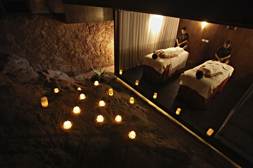Spa rocks Finisterra