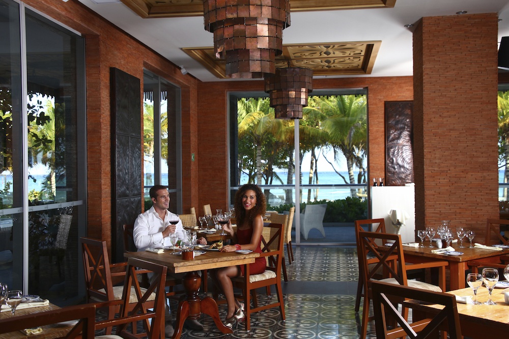 sandos caracol restaurant lirios
